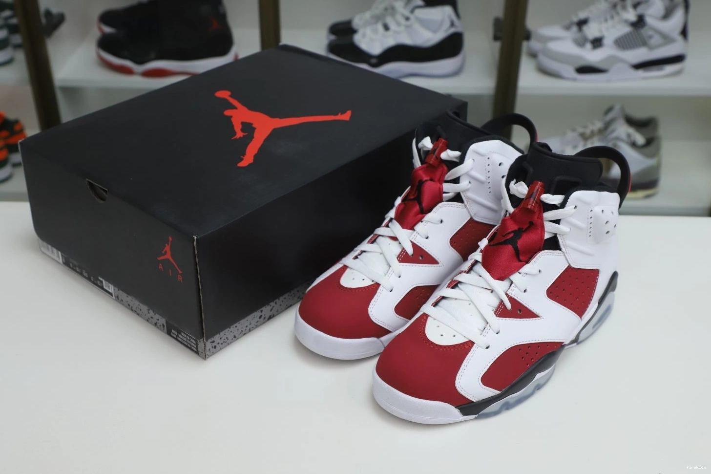 'CARMINE' 6 JORDAN OG 2021 RETRO AIR 0302